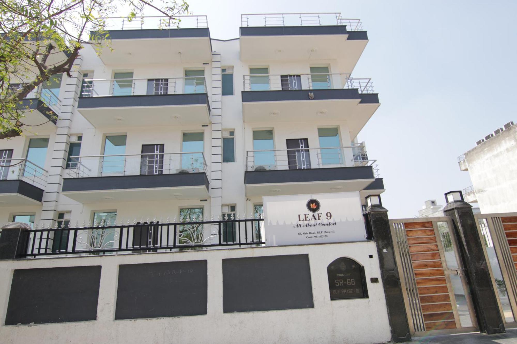 Hotel Leaf 9, Cyber City Near Ambience Mall Gurgaon Exterior photo